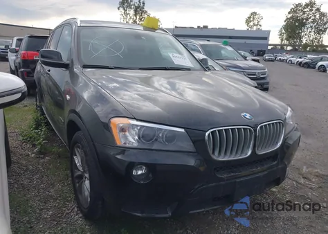 2014 BMW X3 xDrive28I z USA, uszkodzony, nr VIN 5UXWX9C56E0D31871